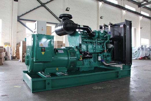 和静320kw康明斯柴油发电车出租组图片 和静320kw康明斯柴油发电车出租组图片